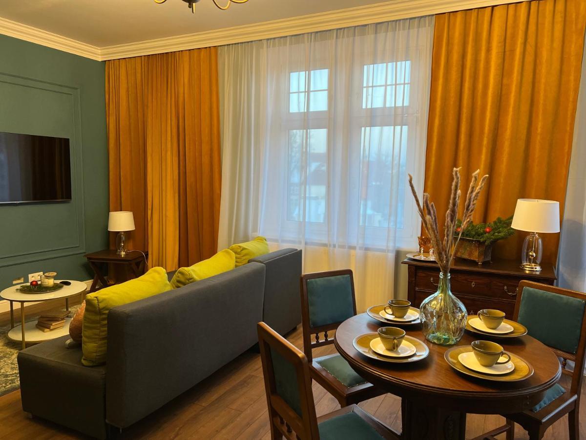 Apartament Baron ***** Jelenia Góra Kültér fotó